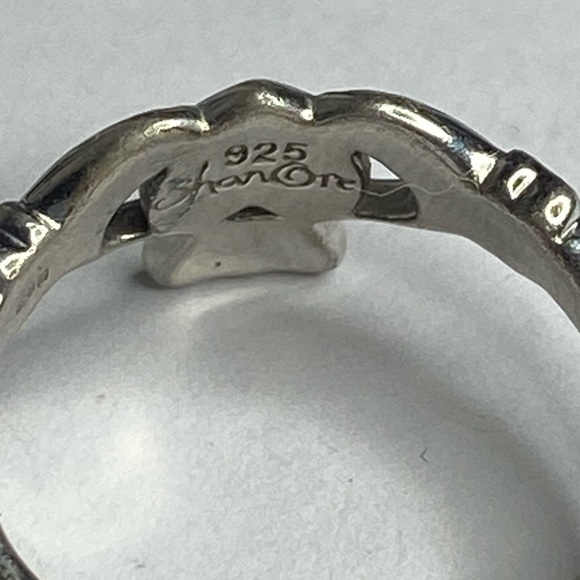 SHARONE SILVER 925 CELTIC CLADDAGH RING. - Picture 7 of 8